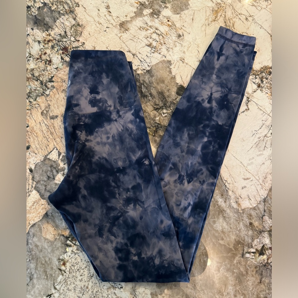 Lululemon size 6tall align tie dye leggings. New without tags.